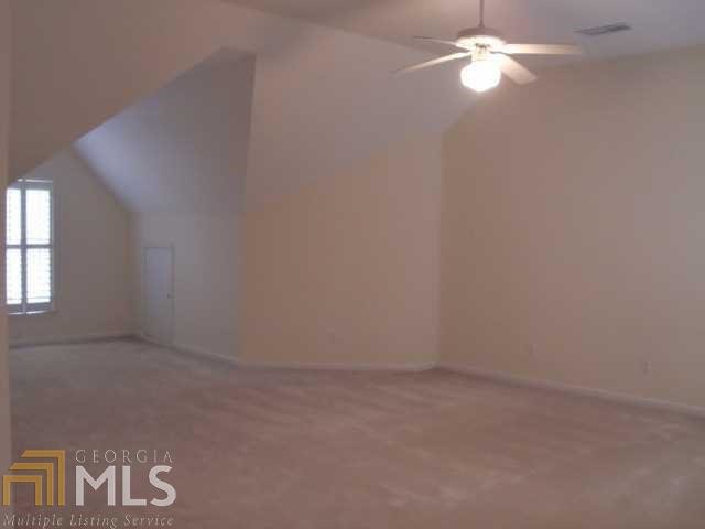 Foto del edificio - 465 Millhaven Way
