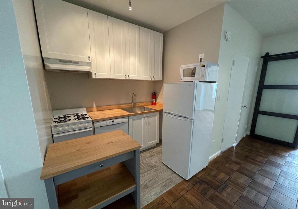 Primary Photo - 1727 Massachusetts Ave NW