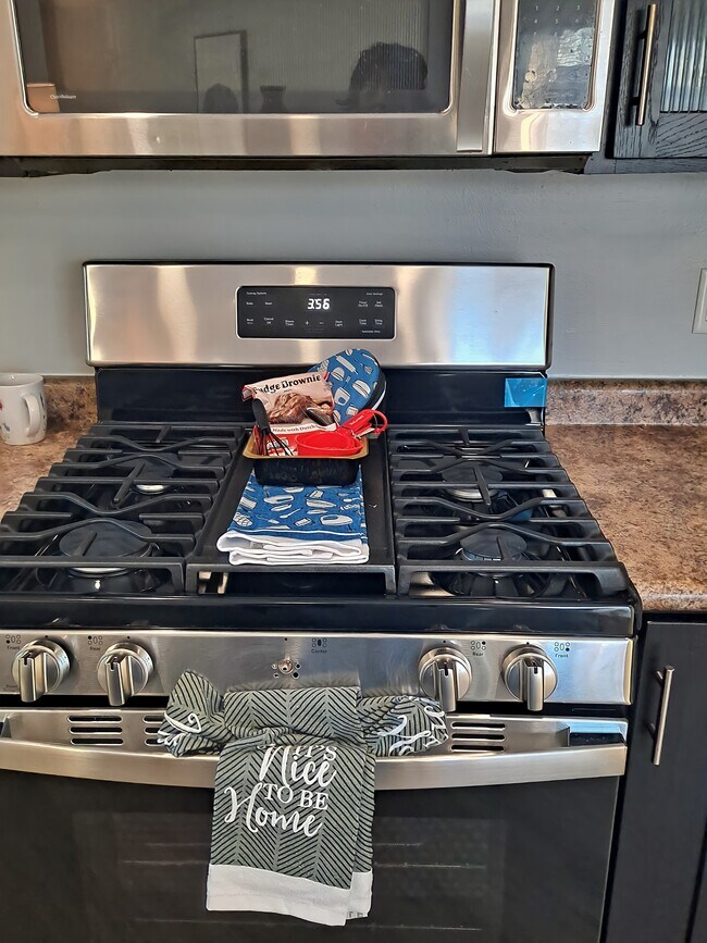 Foto del edificio - 85 Deerwood Park