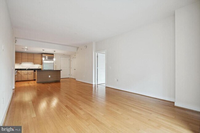 Foto del edificio - 2425 L St NW