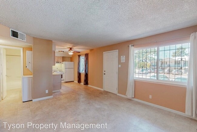 Building Photo - 2 br, 1 bath House - 3900 Ortiz Ct NE Unit B