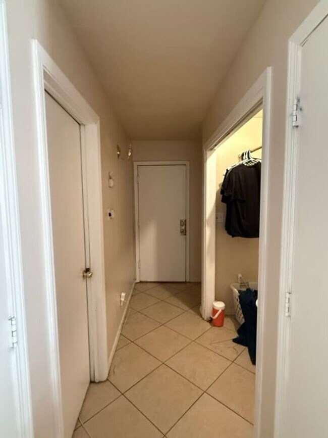 Foto del edificio - 4 bed 2 bath in SW ABQ