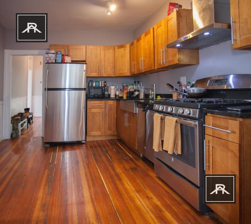 Foto principal - 5 bedroom in Cambridge MA 02140