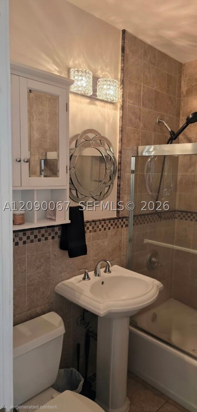 Foto del edificio - 1002 W Broome St
