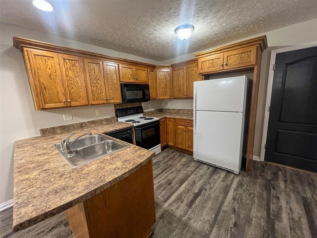 Building Photo - 244 River Tanmer Way