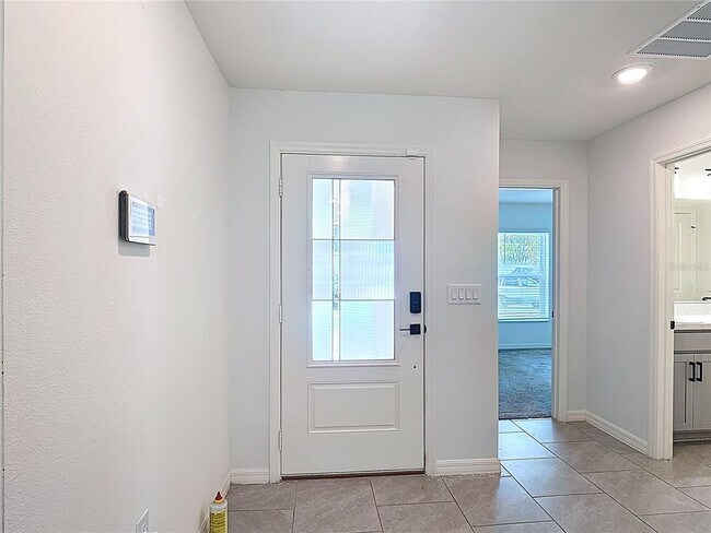 Building Photo - 2836 Sanctuary Dr
