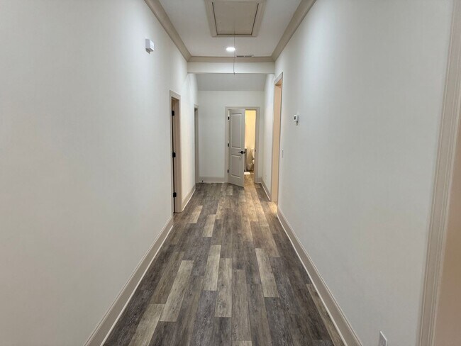 Foto del edificio - Fully Renovated Home just minutes from Downtown Rock Hill