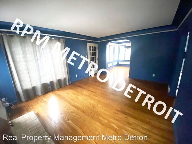 Building Photo - 3 br, 2.5 bath House - 1705 W Farnum Ave
