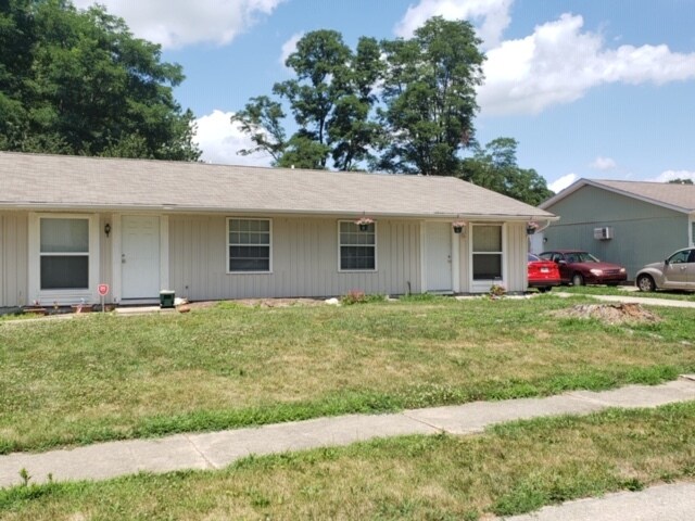 Building Photo - 503 Hickory Ln