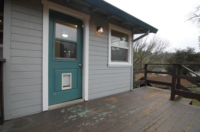 Foto del edificio - 8492 Trenton Rd