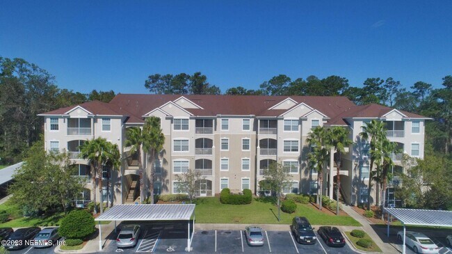 Foto del edificio - 7801 Point Meadows Dr