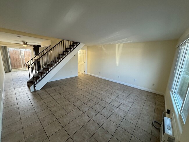 Building Photo - Greenfield Area