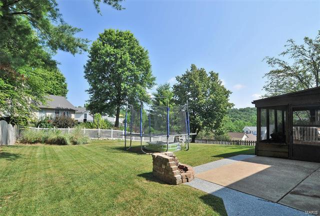 Building Photo - 5963 Royal Country Dr