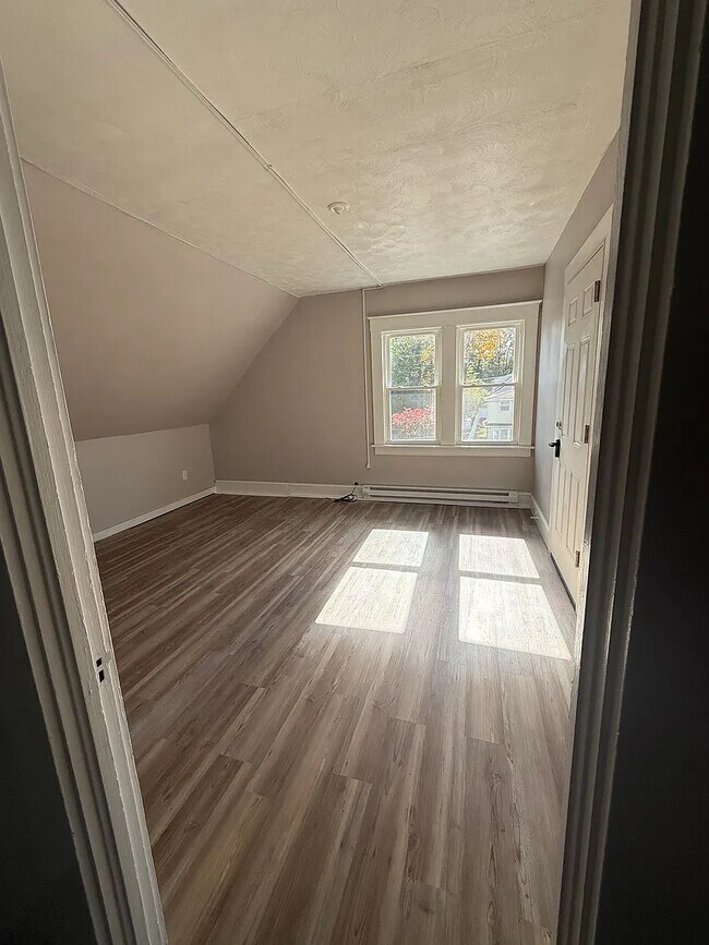 Foto del edificio - 317 Clinton St