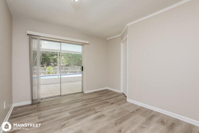 Building Photo - 1760 W Lake Brantley Rd