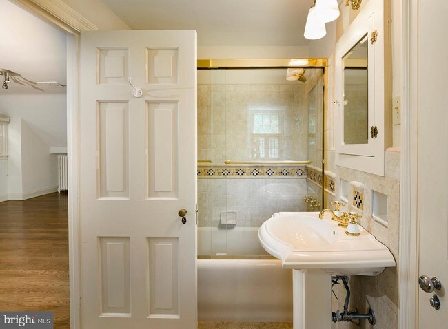 Building Photo - 614 Righters Mill Rd