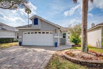 Building Photo - 821 Tournament Rd