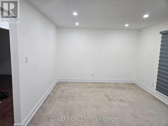 Building Photo - 42 Boreham Cir