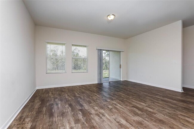 Foto del edificio - 3008 Neverland Dr