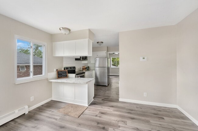 Building Photo - 849-851 E Wilbeth