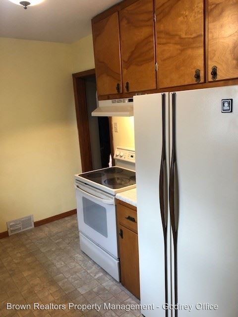 Foto del edificio - 3 br, 1.5 bath House - 5685 Humbert Rd.