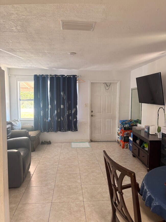 Foto del edificio - 26390 Cape Verde Ln