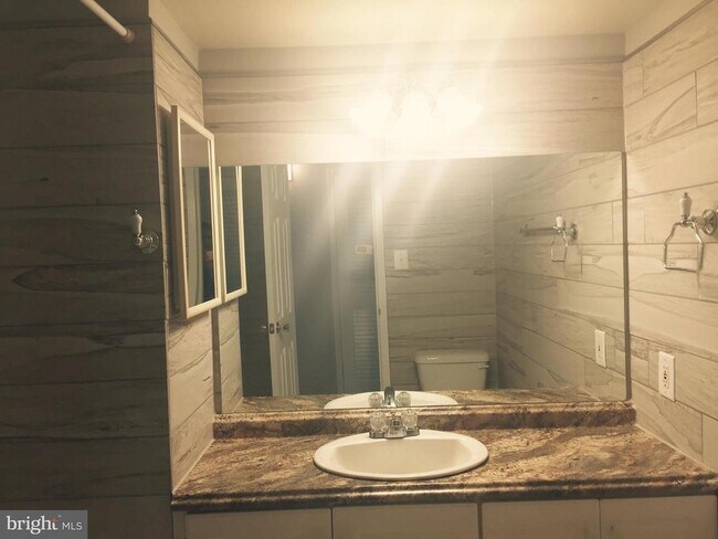 Foto del edificio - 2630 Fort Farnsworth Rd