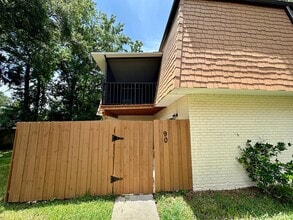 Building Photo - 90 Moonstone Ct