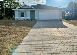 Building Photo - 5029 S Rosebud Cir