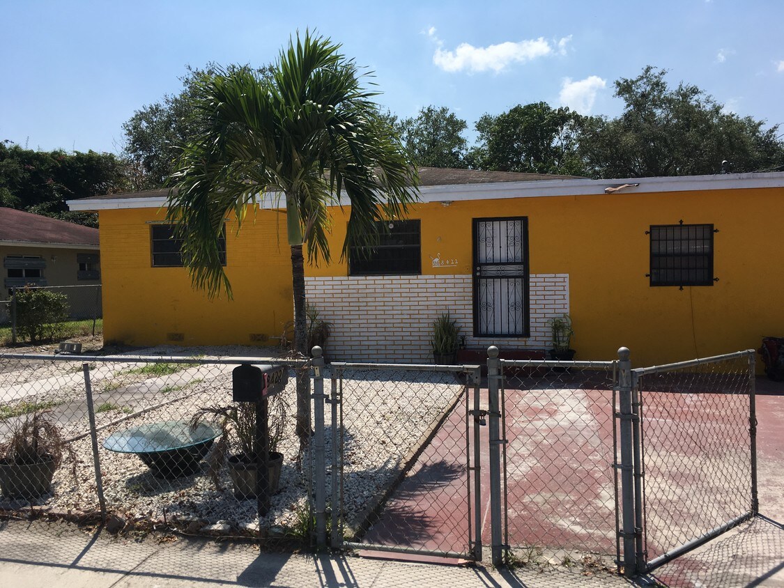 8422 NW 14th Ave, Miami, FL 33147 House Rental in Miami, FL