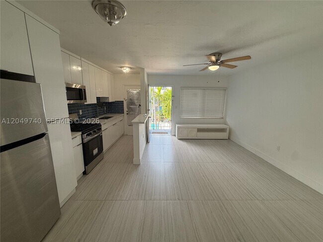 Building Photo - 7441 SW 59th St