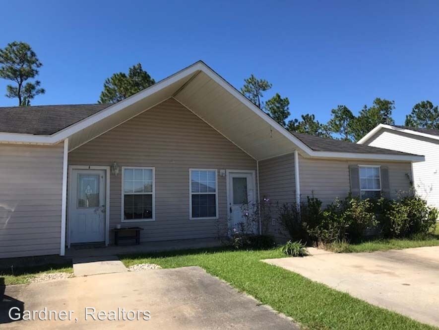 Primary Photo - 15111 Deer Creek Dr