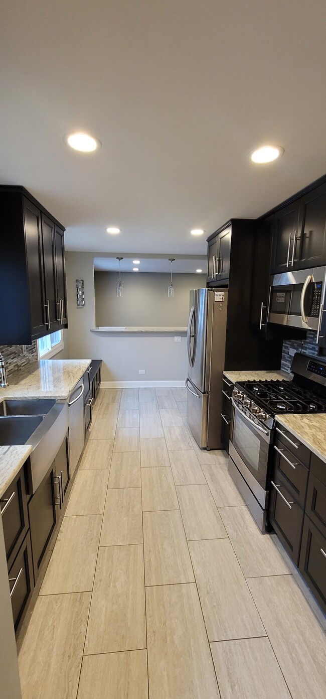 Foto del edificio - 1147 Needham Rd