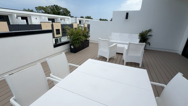 Foto del edificio - 8419 N Hubert Ave