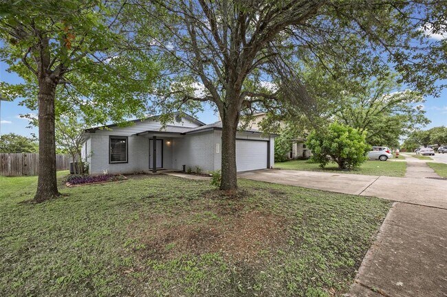 Foto del edificio - 17305 Dashwood Creek Dr