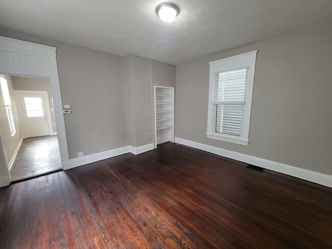 Foto del edificio - 1811 Lincoln Ave