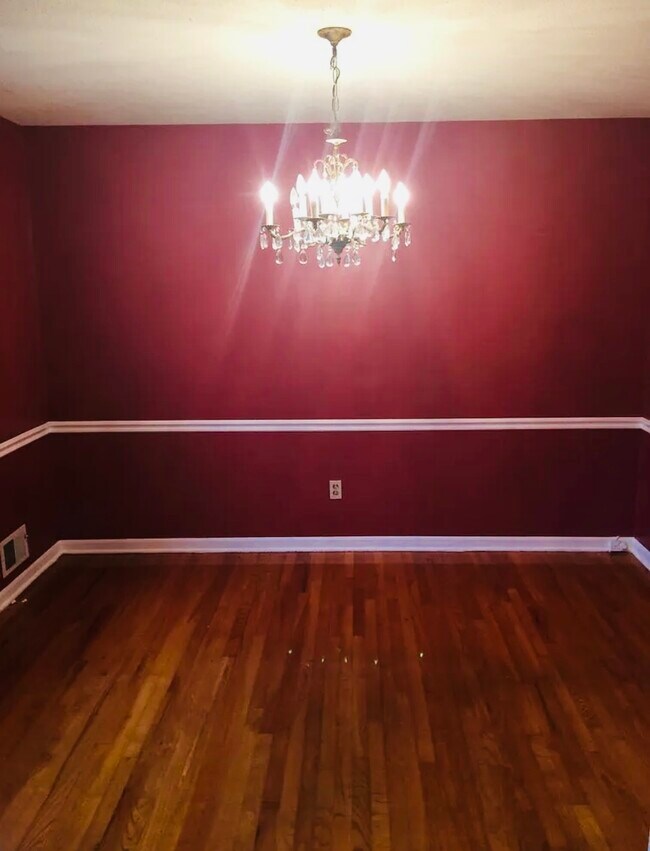 Foto del edificio - 2312 Cadden Rd