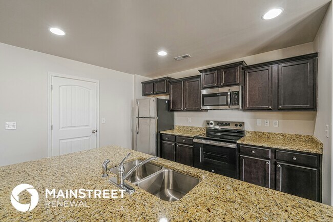 Foto del edificio - 204 Leonards Ct