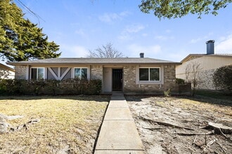 Building Photo - 1522 Sunset Ln