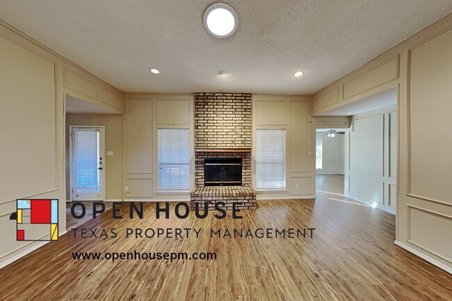 Foto del edificio - 3304 Boyd Trail, Arlington