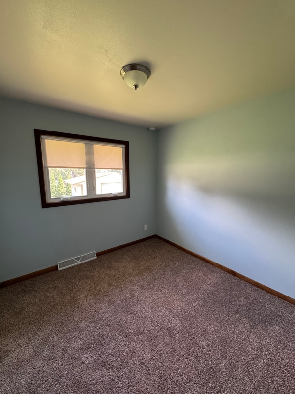 Building Photo - 1019 Mac Arthur Dr