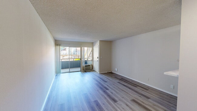 Interior Photo - Marina Playa