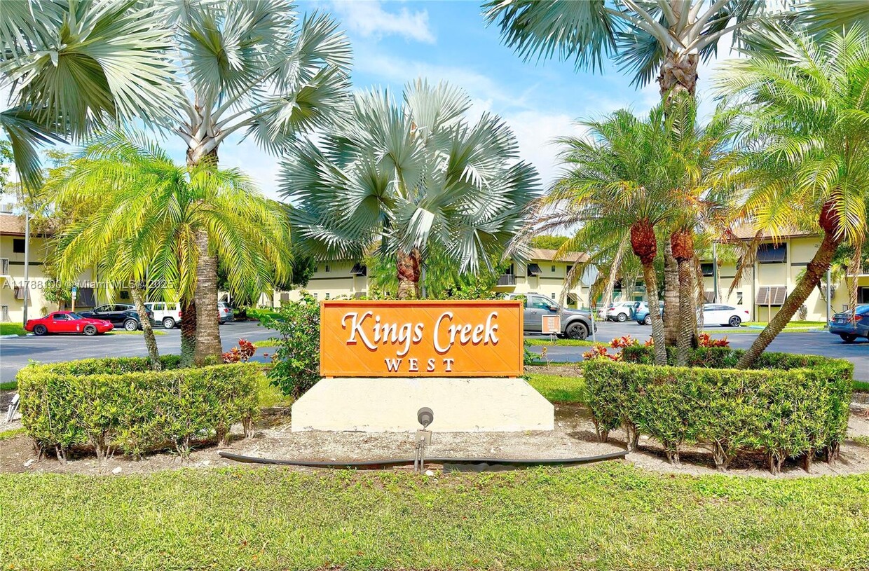 Primary Photo - 7935 SW 86th St