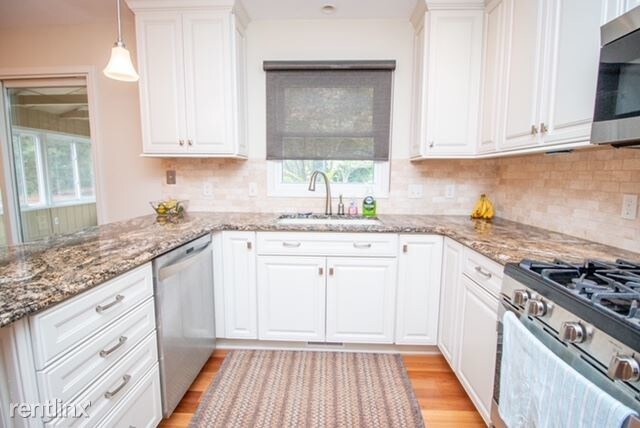 Building Photo - 3 br, 3 bath House - 5563 Wood Valley Dr