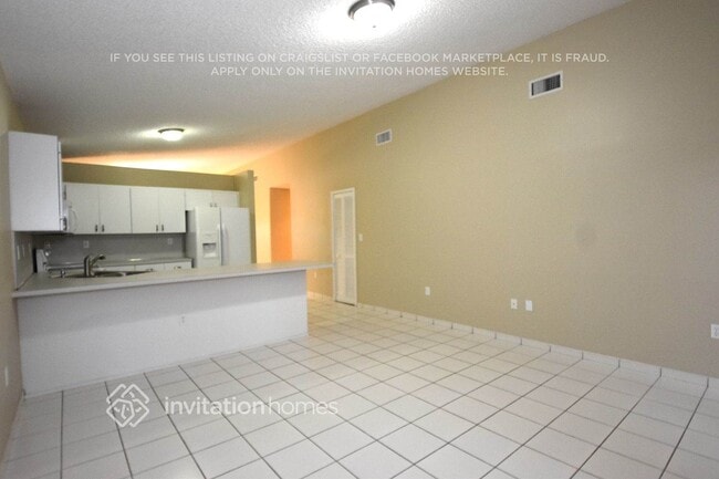 Building Photo - 1276 SW 143rd Pl