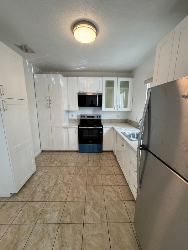 Foto del edificio - 3055 NW 76th St