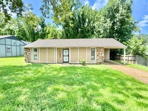 Building Photo - 3899 Kerwin Dr