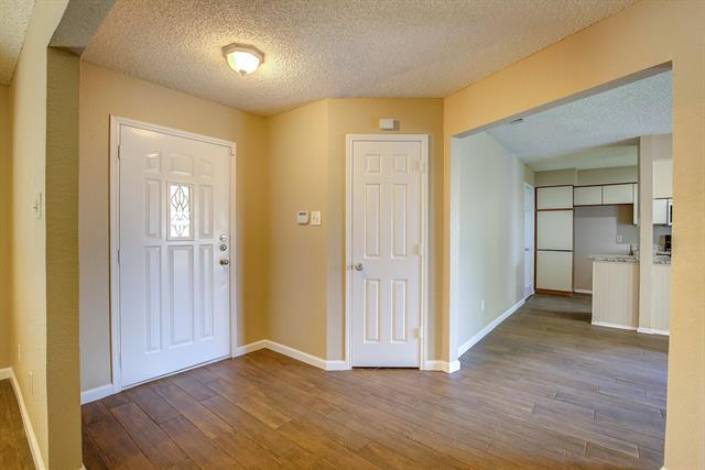 Foto del edificio - 4309 Oldfield Dr