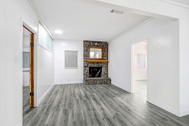 Building Photo - 9288 Archibald Ave