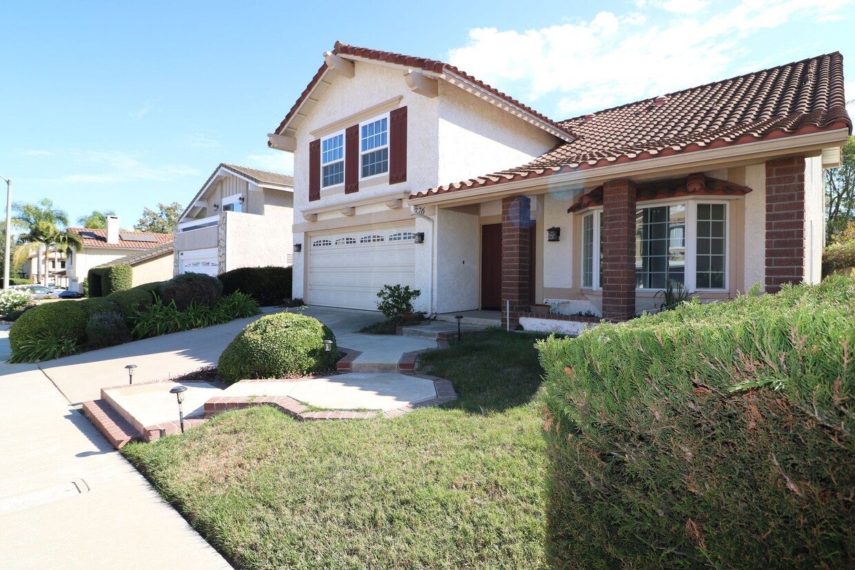 Foto principal - Beautiful home for Lease in Newbury Park!